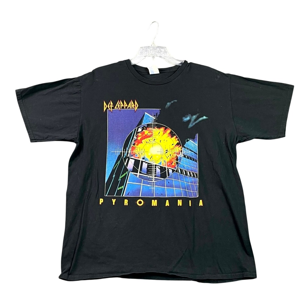 Port & Company T-Shirt Men's XL Def Leppard Pyromania Graphic Metal Rock Band